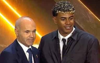 澳门12月博彩毛收入同比跌2% 疫情后首次出现倒退