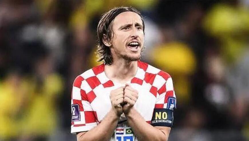 布伦森打铁奇兵末节17分难救主，布朗42+4+4，凯尔特人复仇尼克斯